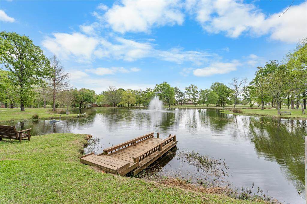 692 Private Road 5937 - Photo 1