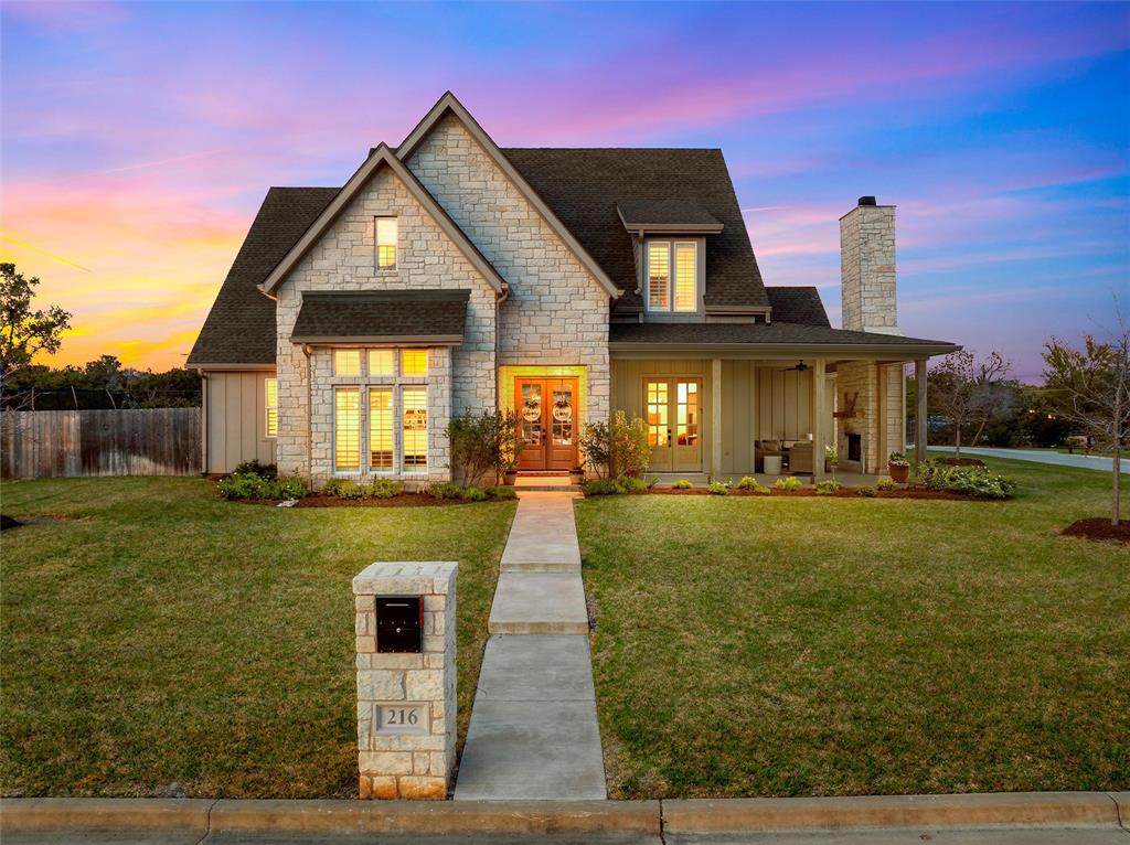 216 Wycliff Drive - Photo 1