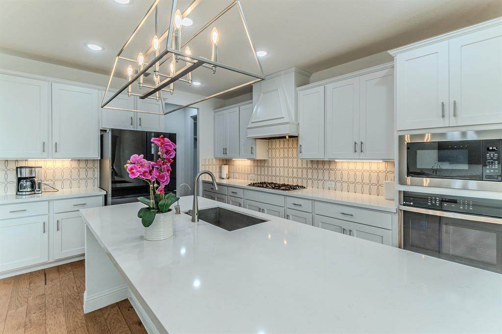 2515 Bedford Road - Photo 1
