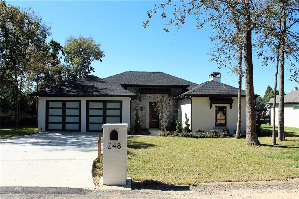 248 Saint Andrews Drive - Photo 1