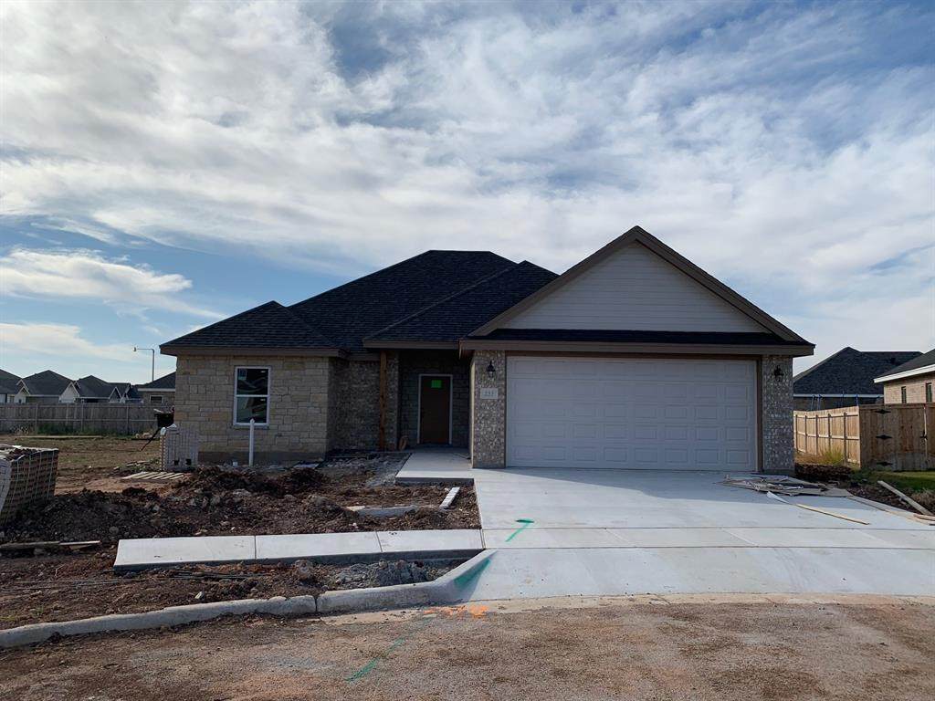 233 Audra Circle - Photo 1