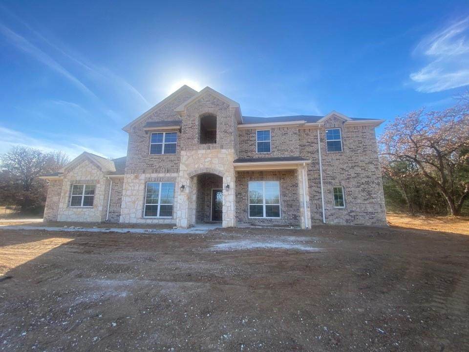 2216 Crystal Palace Boulevard - Photo 1