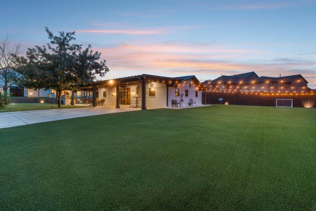 601 Jupiter Road - Photo 1