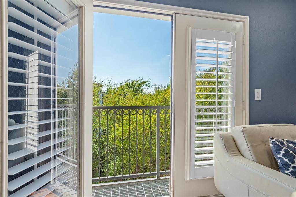 3102 Kings Road - Photo 1