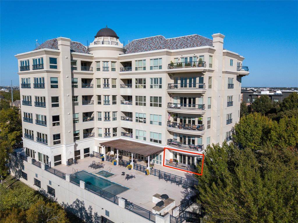 501 Samuels Avenue - Photo 1