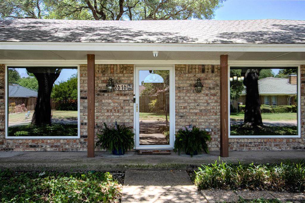 2616 Pin Oak Lane - Photo 1