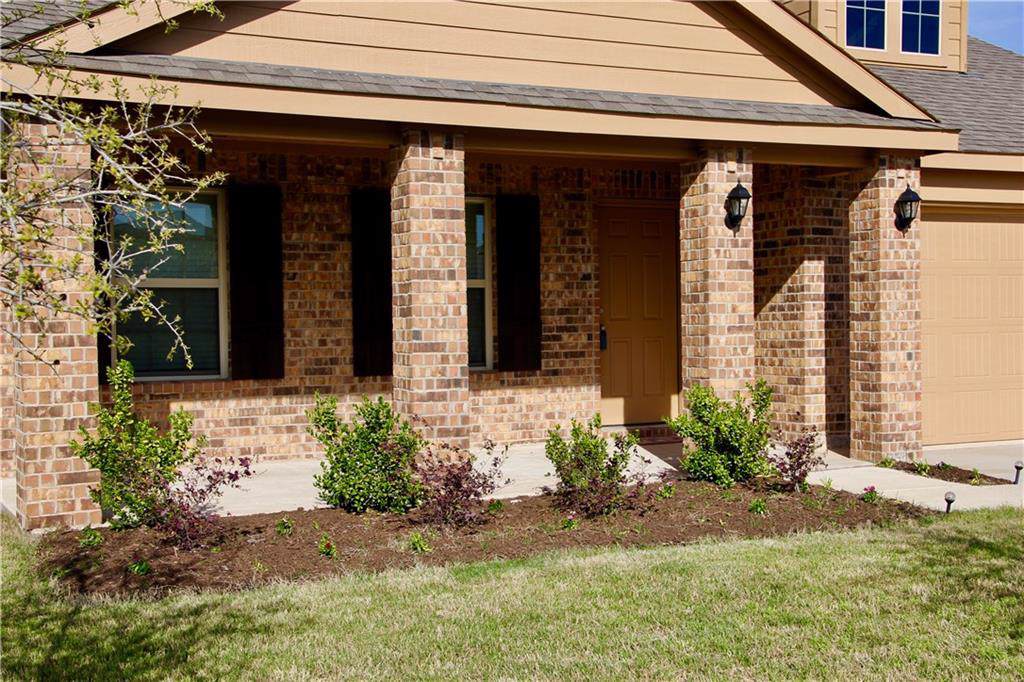237 Cyrus Street - Photo 1