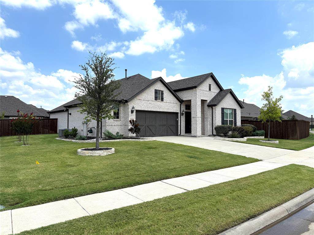 1615 Seashore Avenue - Photo 1