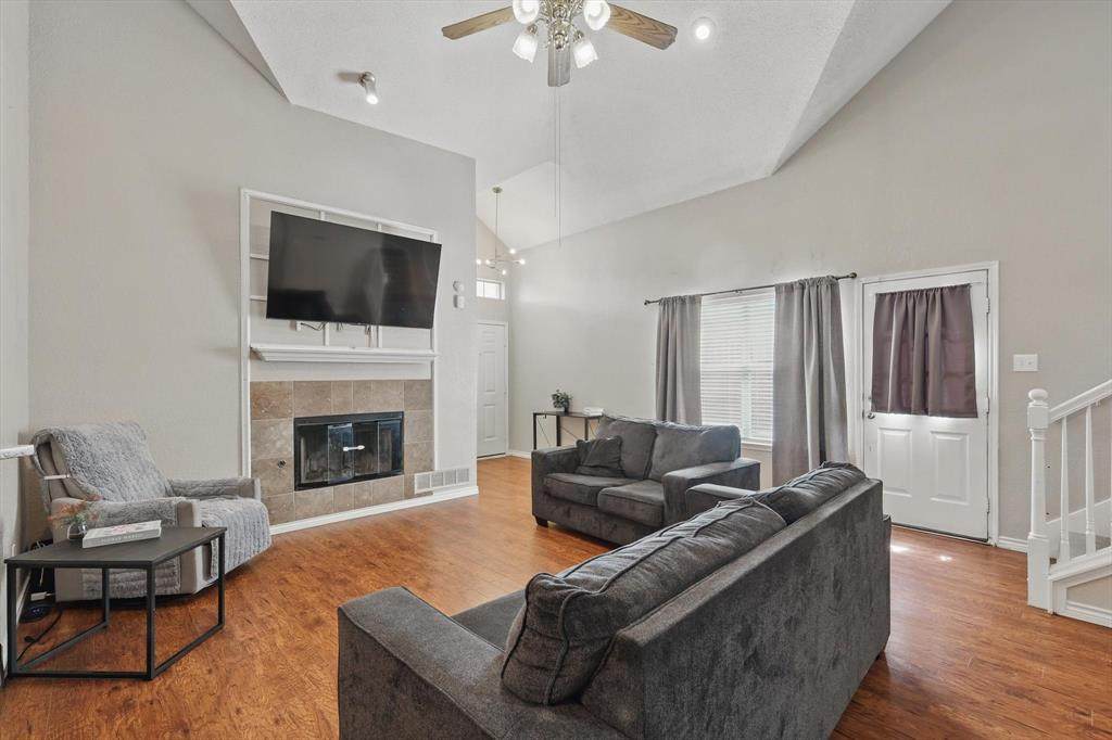 2012 Raven Lane - Photo 1