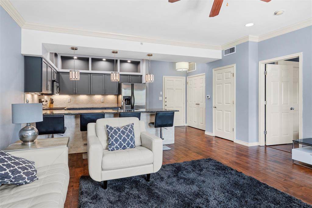 3102 Kings Road - Photo 1