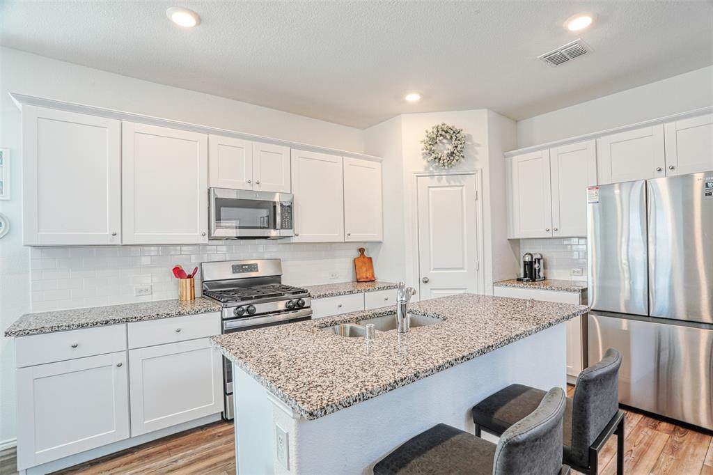 2301 Pyrite Drive - Photo 1