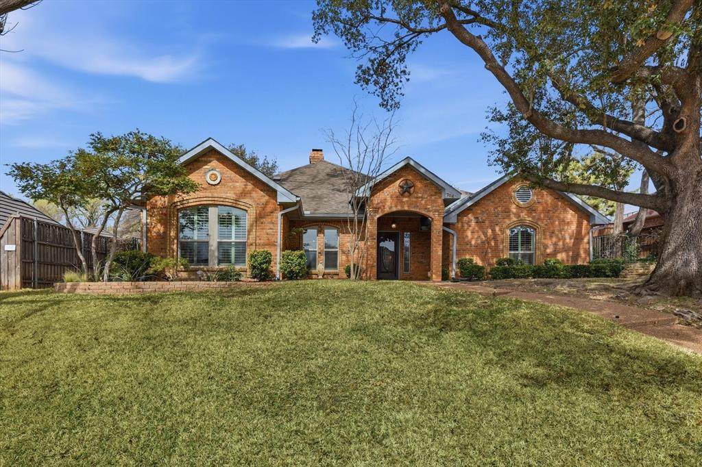 704 Meadowlark Lane - Photo 1