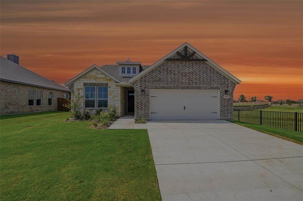 2109 Bluebird Lane - Photo 1