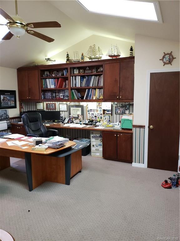 1010 Contractors Drive - Photo 1