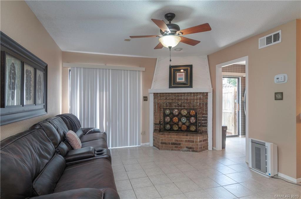 5454 Financial Plaza - Photo 1