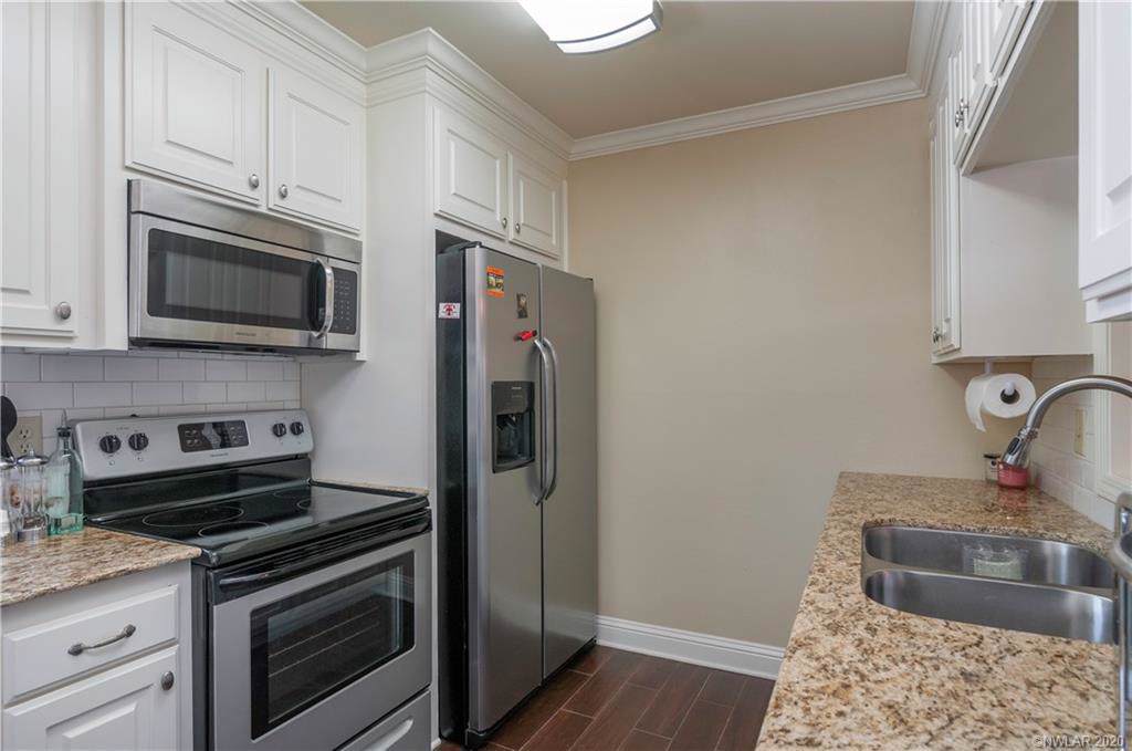 3820 Fairfield Avenue - Photo 1