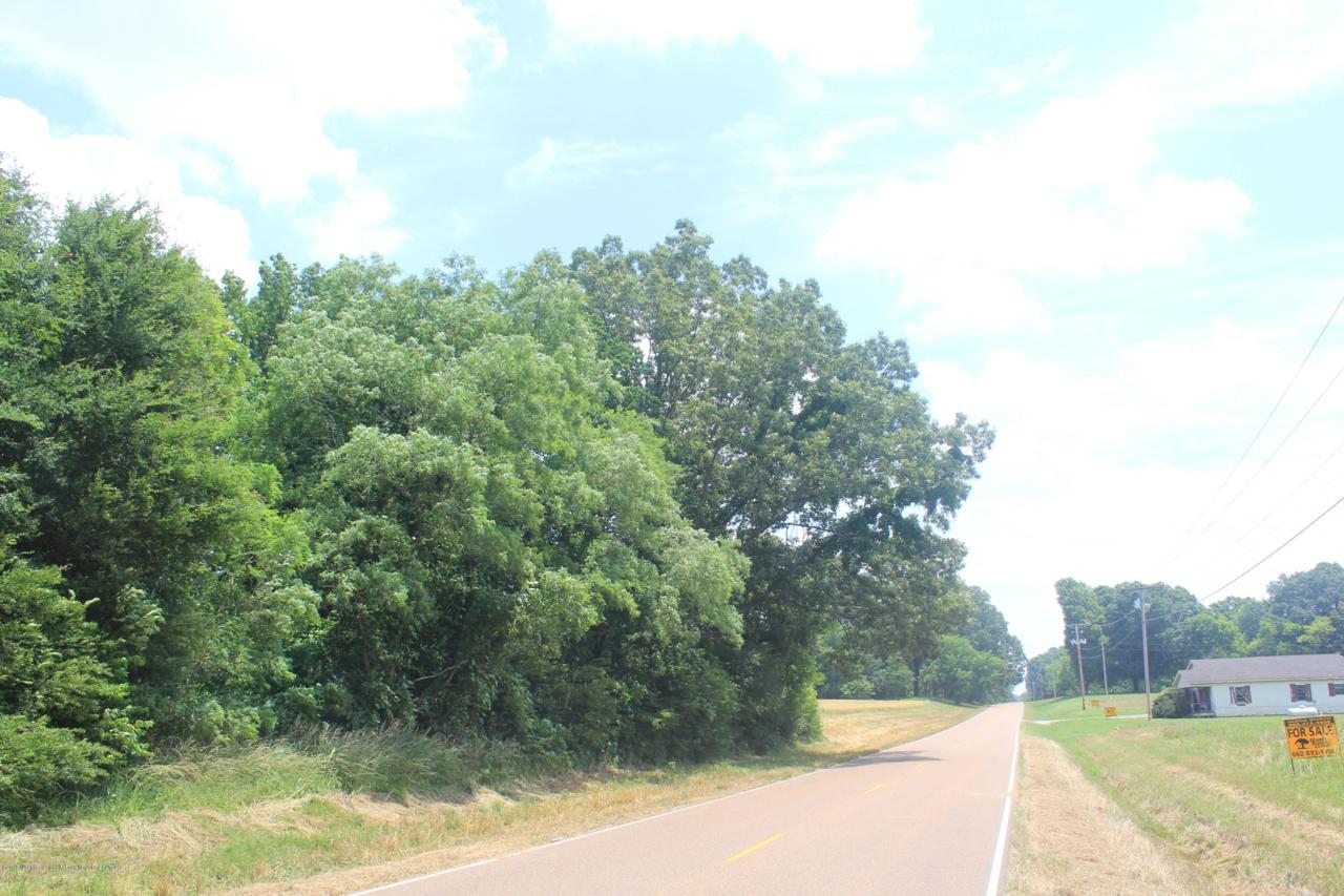 4 Oak Grove Road - Photo 1
