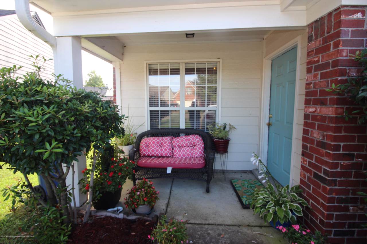 6446 Barretts Bend Drive - Photo 1