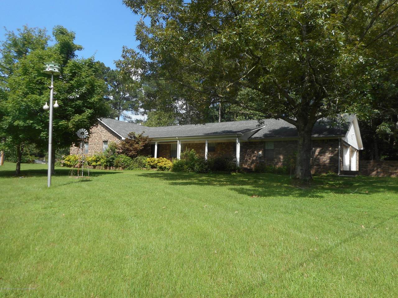 1568 Myers Road - Photo 1