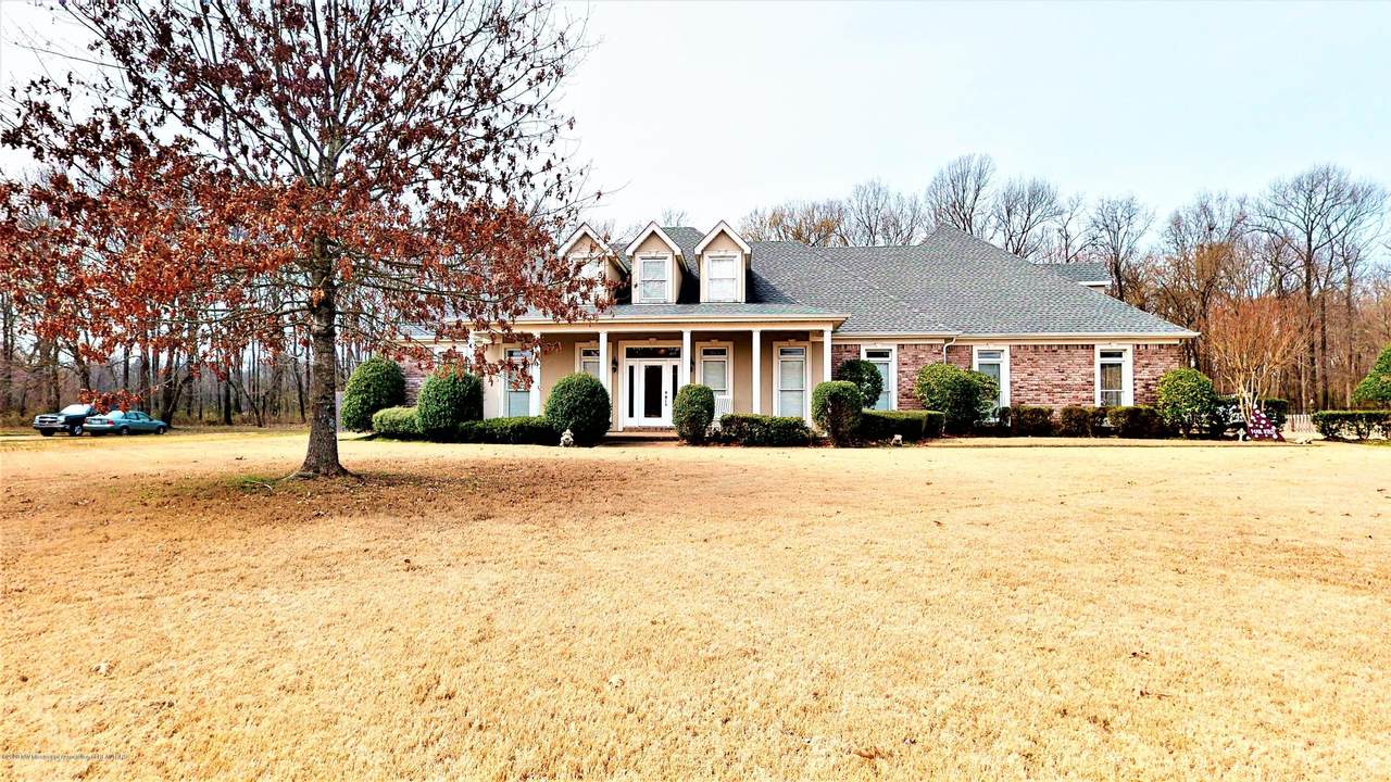 6137 Autumn Point - Photo 1