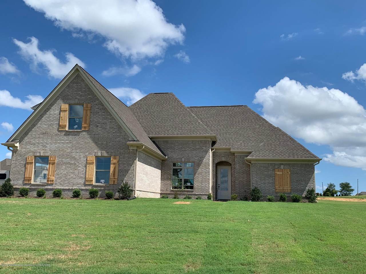 8282 Jack Thomas Cove - Photo 1