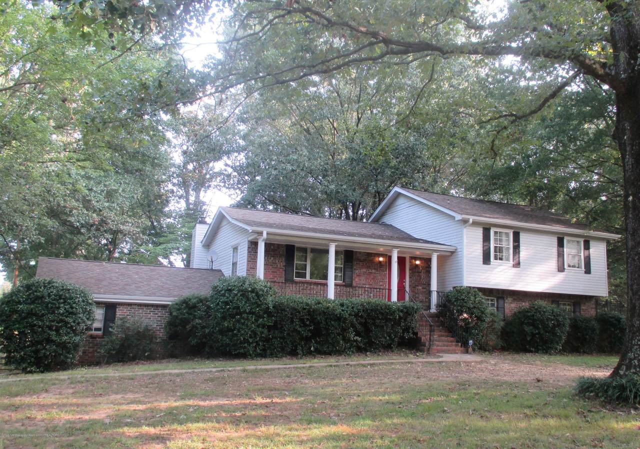8808 Oakwood Drive - Photo 1