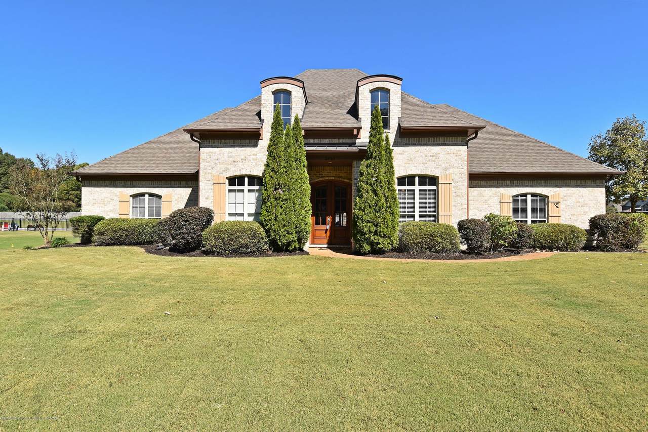 2963 Vanguard Drive - Photo 1