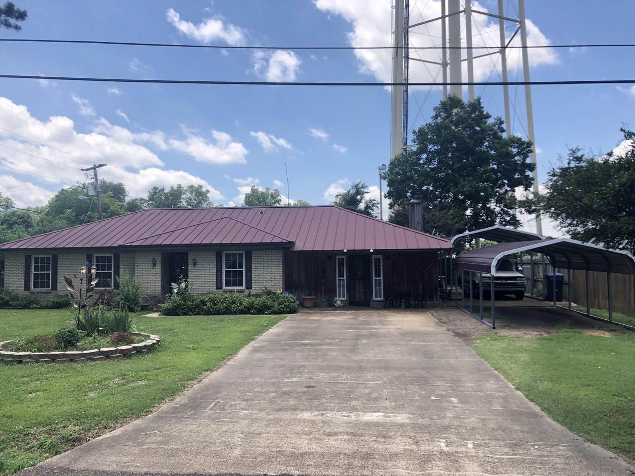 1811 Irwin Avenue - Photo 1