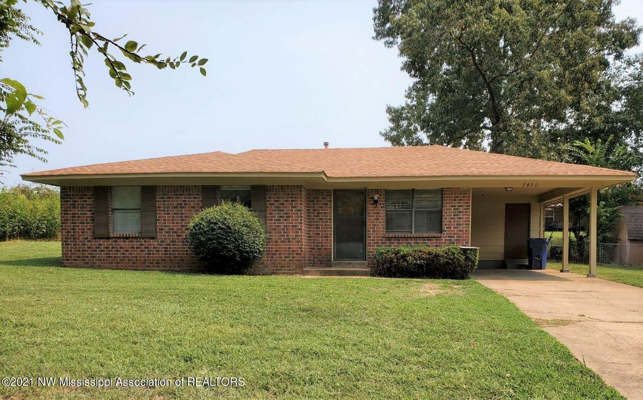 7490 Northbrook Drive - Photo 1