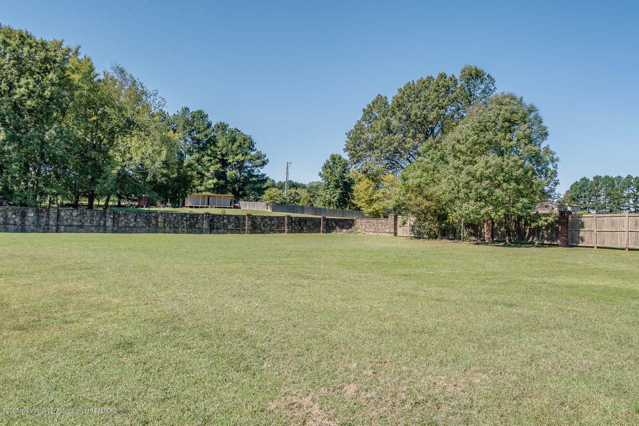 6119 Fleur De Lis - Photo 1