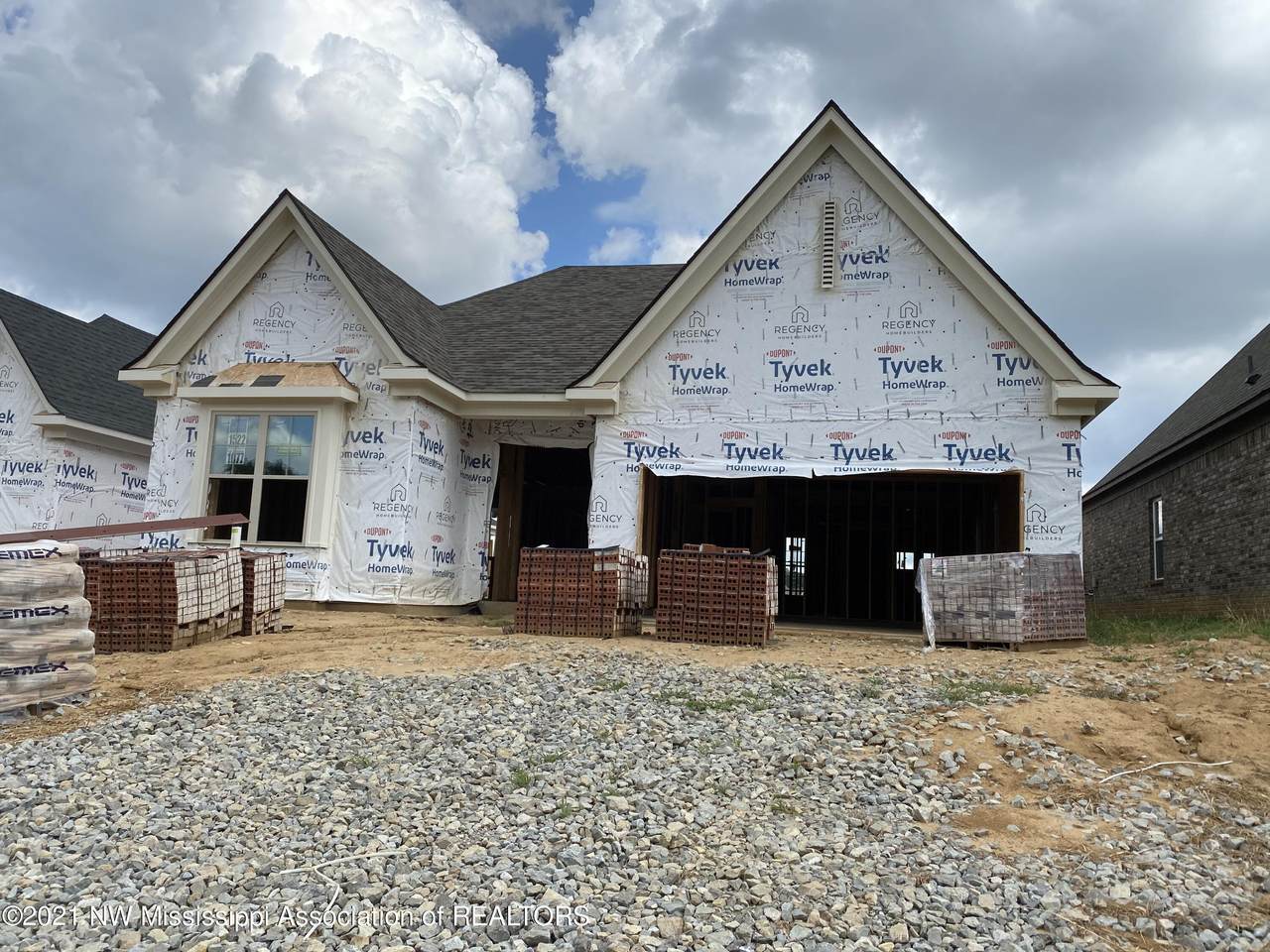 1522 Miskelly Drive - Photo 1