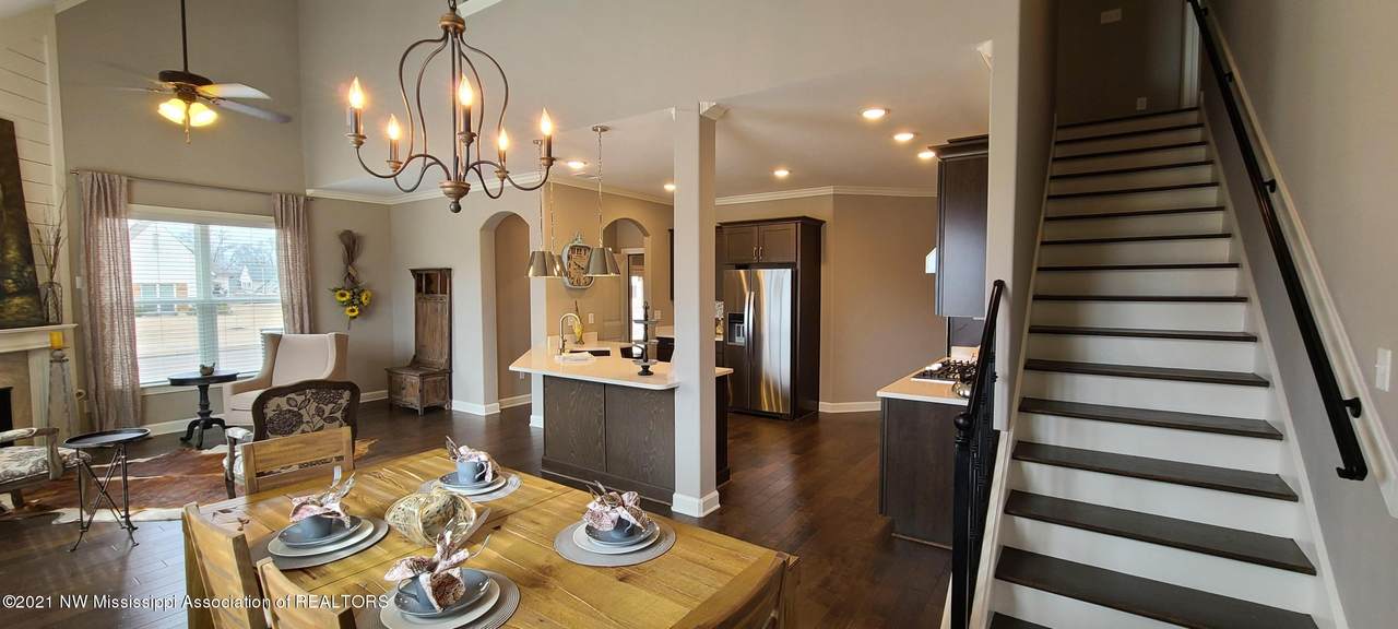 278 Crossroads Boulevard - Photo 1