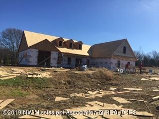 204 Eagle View Drive - Photo 1