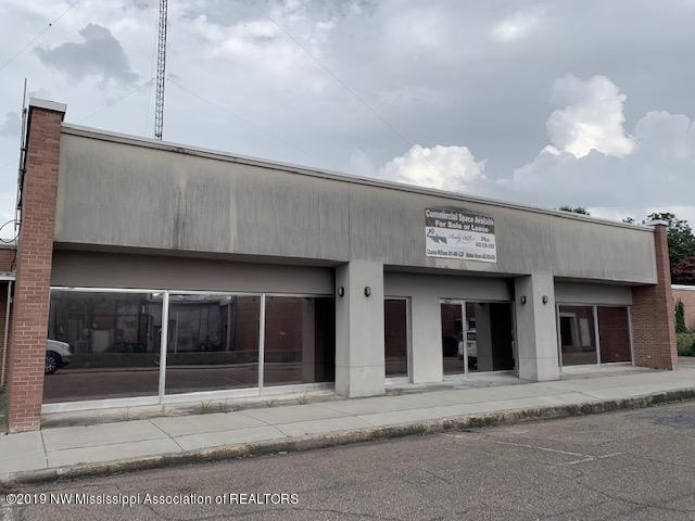 114 Center Street - Photo 1