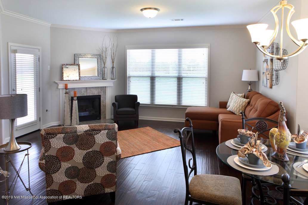 241 Crossroads Boulevard - Photo 1