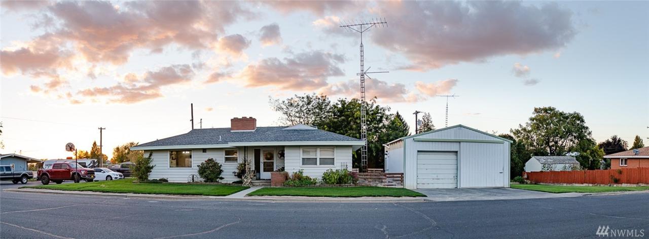 410 7th Ave - Photo 1