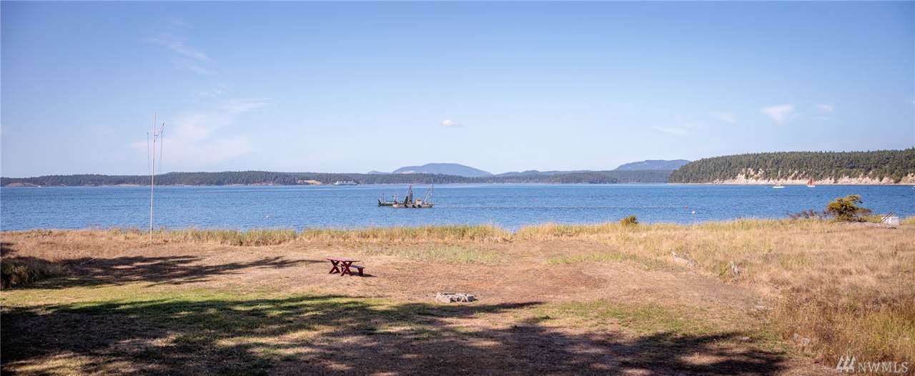 847 Peninsula Rd - Photo 1
