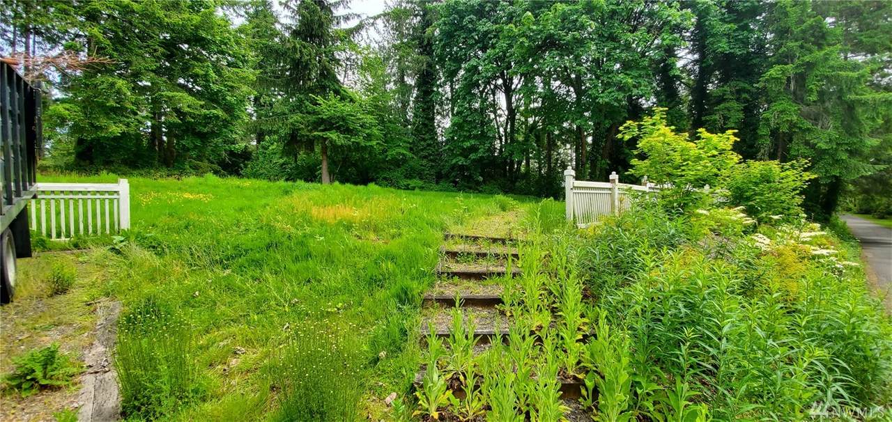 4943 Indian Road - Photo 1
