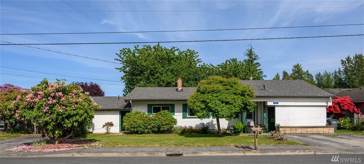 1192 Spruce St - Photo 1