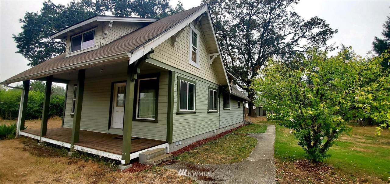 6524 127th Avenue - Photo 1