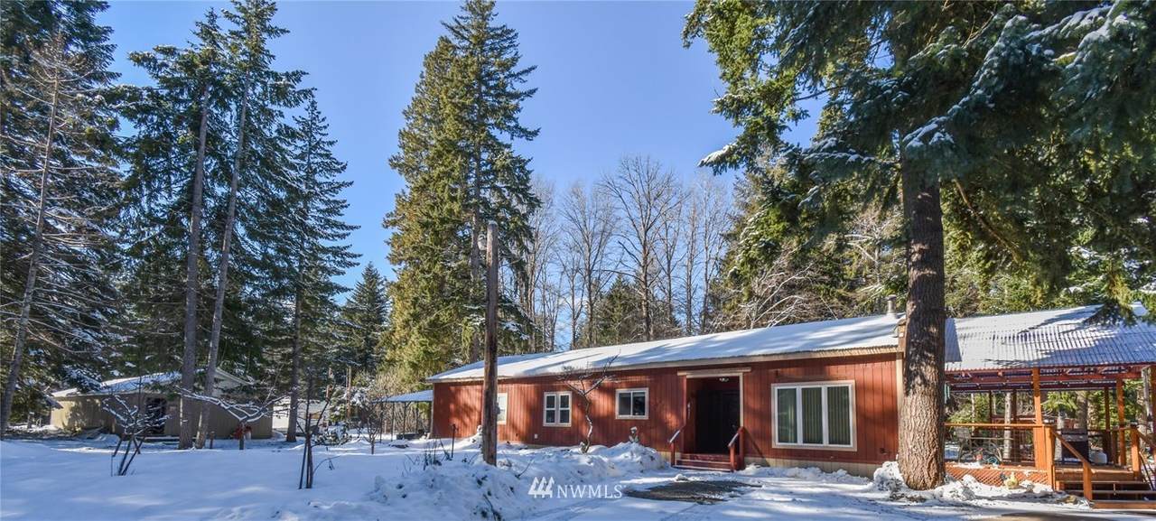 561 Sun Island Drive - Photo 1