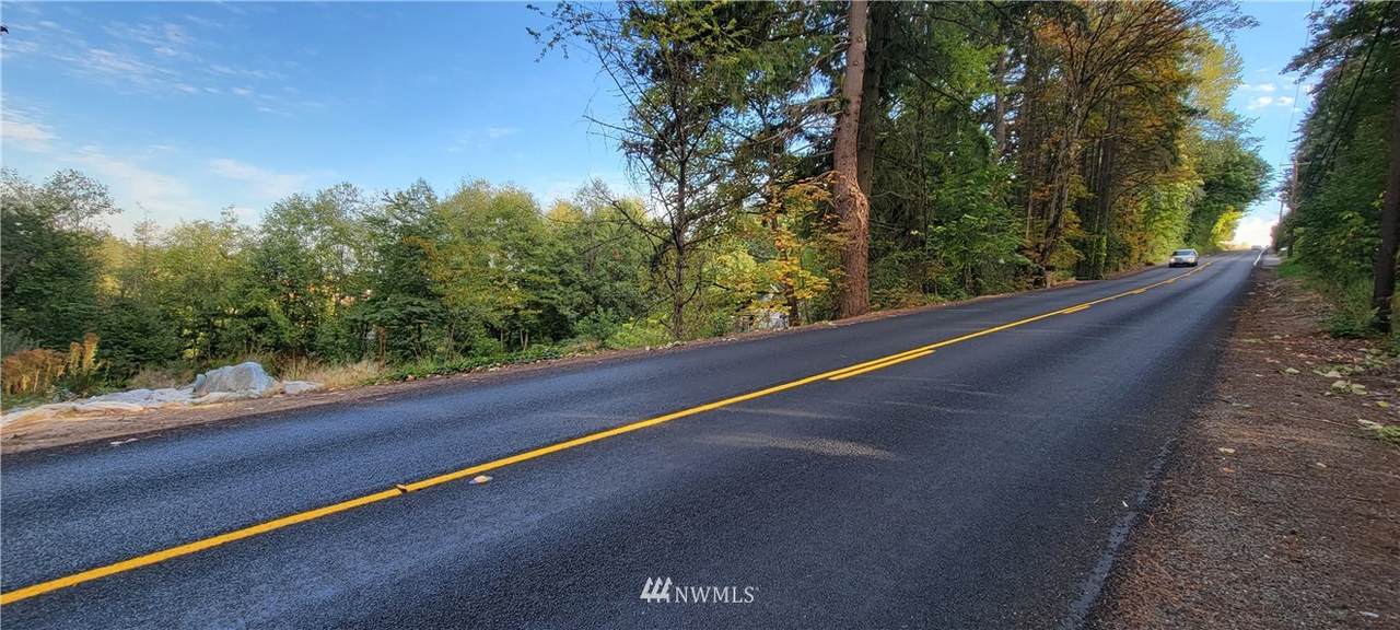 303 Woodland - Photo 1