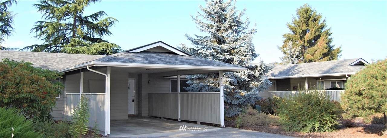 760 Sequim Avenue - Photo 1
