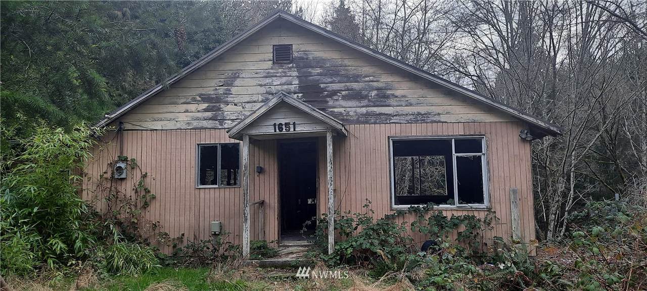 1651 California Avenue - Photo 1