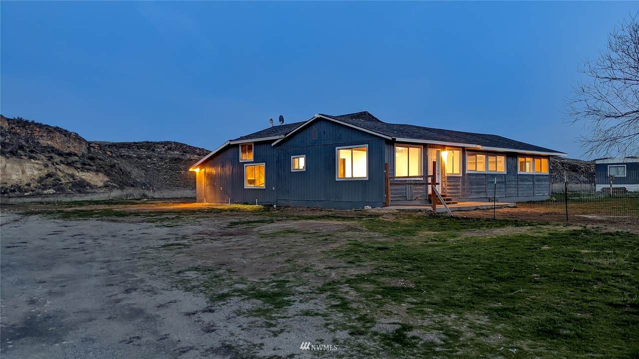 176 Riverside Cuttoff Road - Photo 1