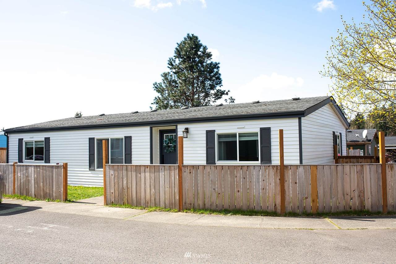 2535 371st Street - Photo 1