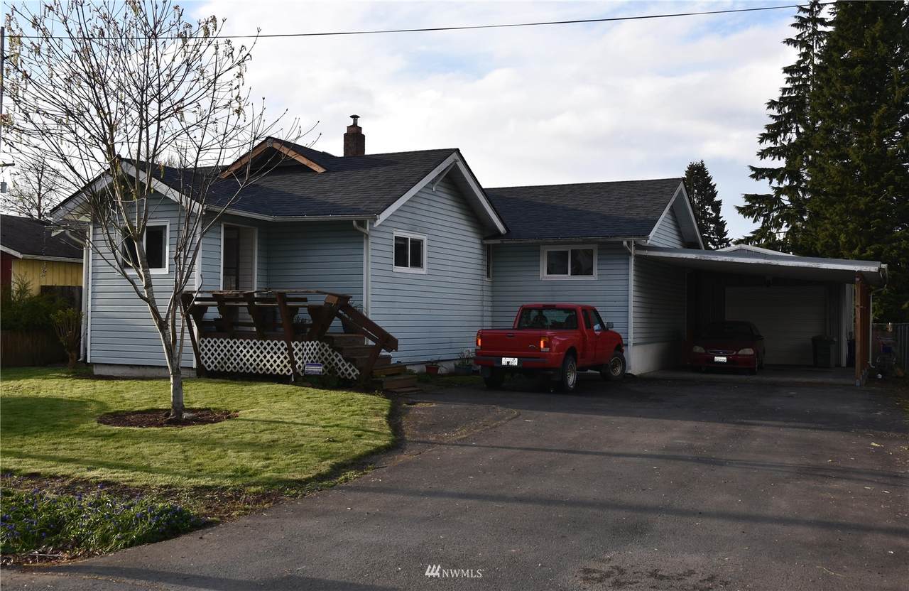 109 Maple Street - Photo 1