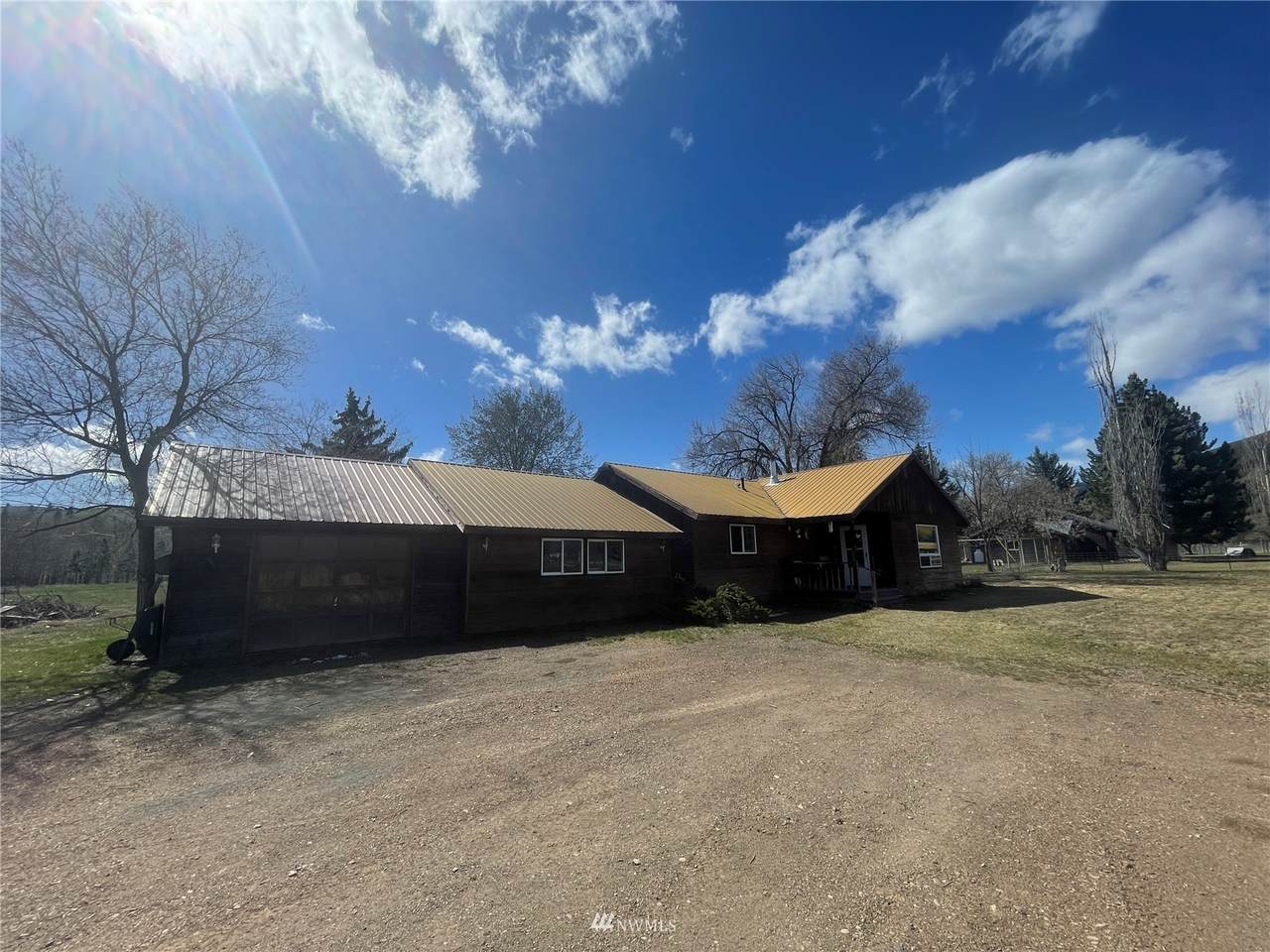 115 Twin Lakes Road - Photo 1