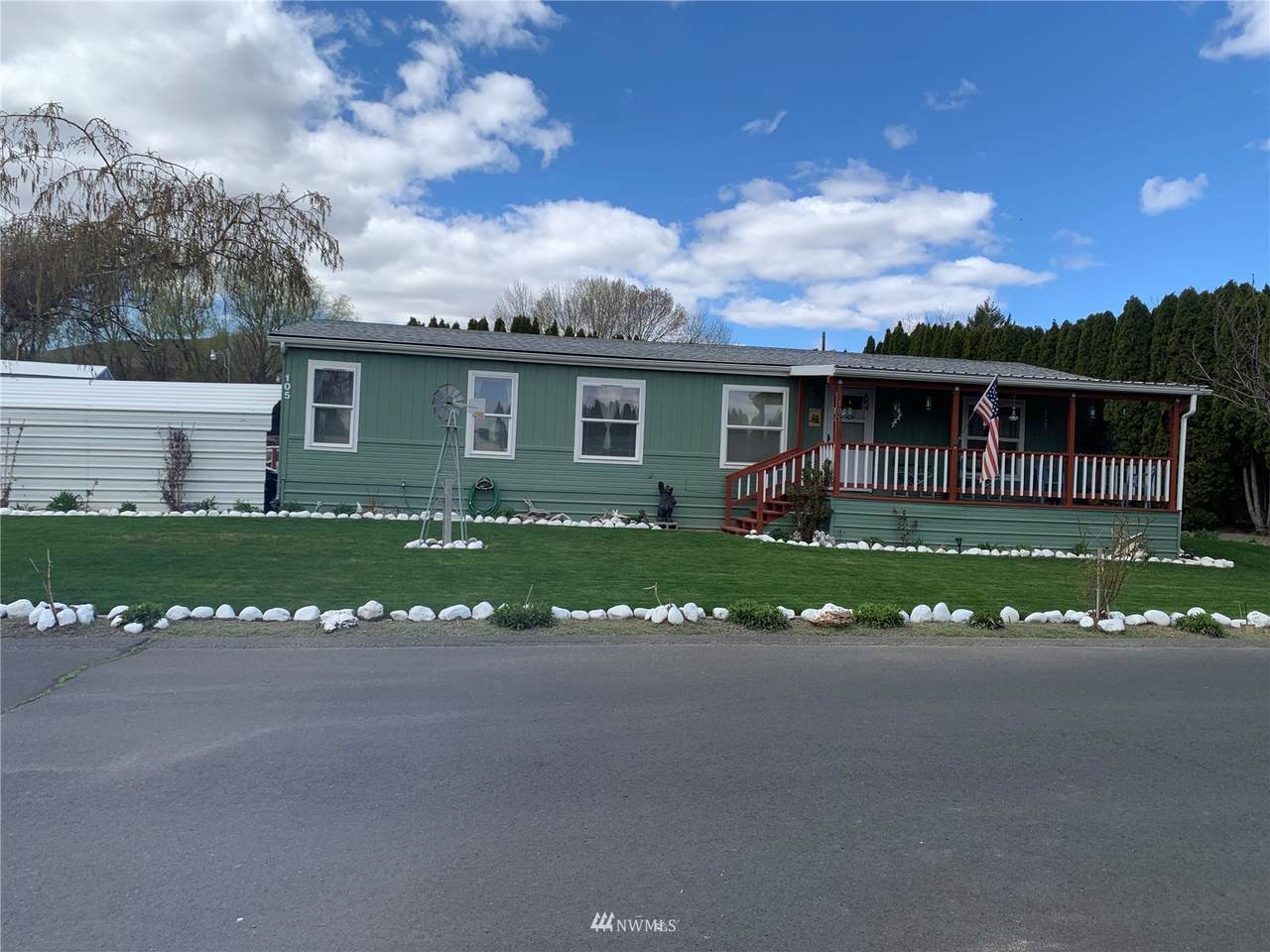2297 Basin Street - Photo 1