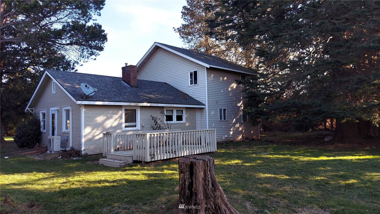1377 Smith Road - Photo 1